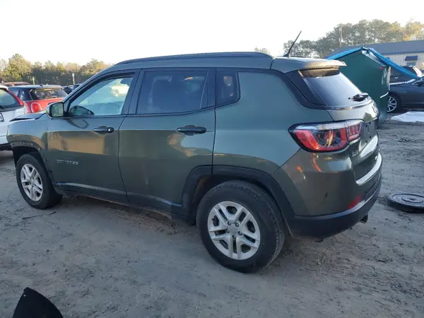 3C4NJCAB0JT227133 2018 JEEP COMPASS - Image 2