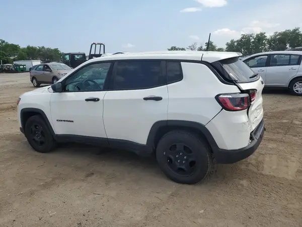 3C4NJCAB0JT272136 2018 JEEP COMPASS - Image 2