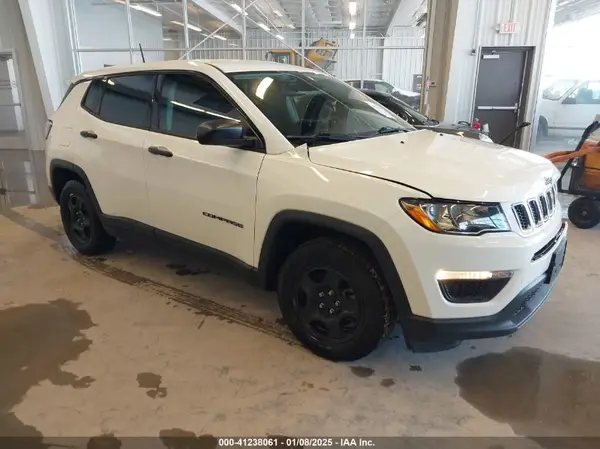 3C4NJCAB0JT460929 2018 JEEP COMPASS - Image 1