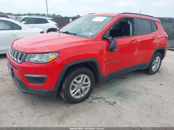3C4NJCAB0JT461627 2018 JEEP COMPASS - Image 2