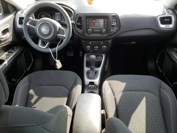3C4NJCAB0JT465029 2018 JEEP COMPASS - Image 8