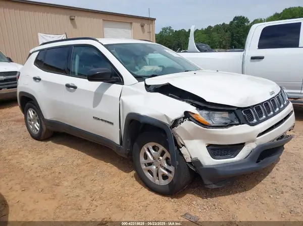 3C4NJCAB0JT471302 2018 JEEP COMPASS - Image 1