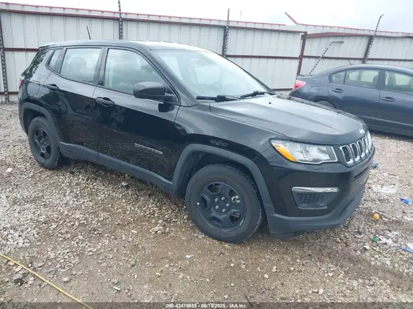 3C4NJCAB0KT624004 2019 JEEP COMPASS - Image 1