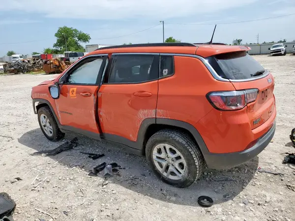 3C4NJCAB0KT636640 2019 JEEP COMPASS - Image 2
