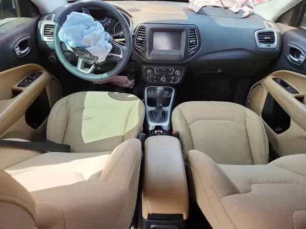 3C4NJCAB0KT652420 2019 JEEP COMPASS - Image 8