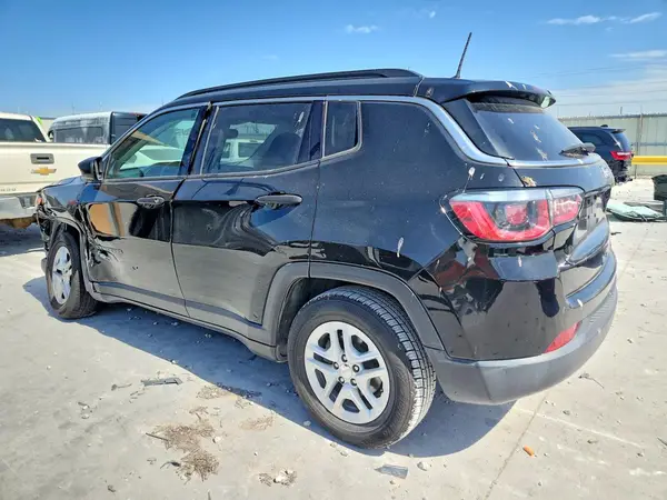 3C4NJCAB0KT675566 2019 JEEP COMPASS - Image 2