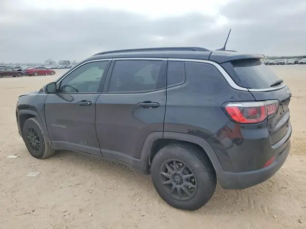 3C4NJCAB0LT110509 2020 JEEP COMPASS - Image 2
