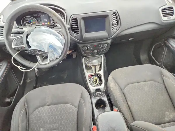 3C4NJCAB0LT110509 2020 JEEP COMPASS - Image 8