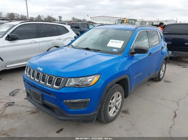 3C4NJCAB0MT535892 2021 JEEP COMPASS - Image 2