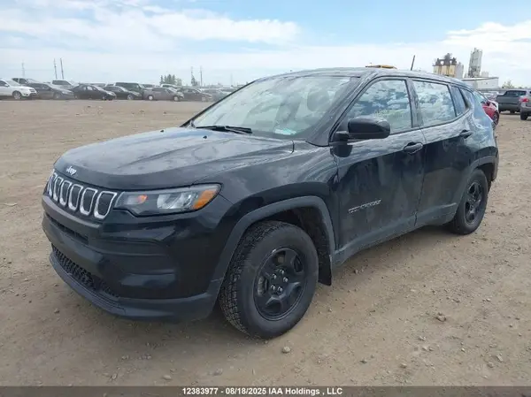 3C4NJCAB0NT136952 2022 JEEP COMPASS - Image 2