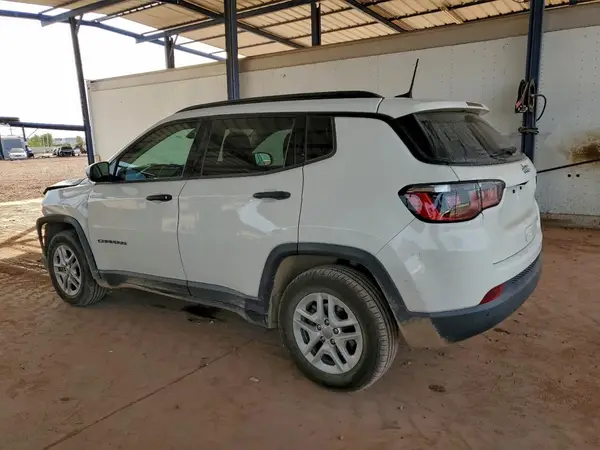 3C4NJCAB1HT668294 2017 JEEP COMPASS - Image 2