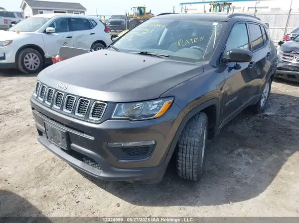 3C4NJCAB1HT669736 2017 JEEP COMPASS - Image 2