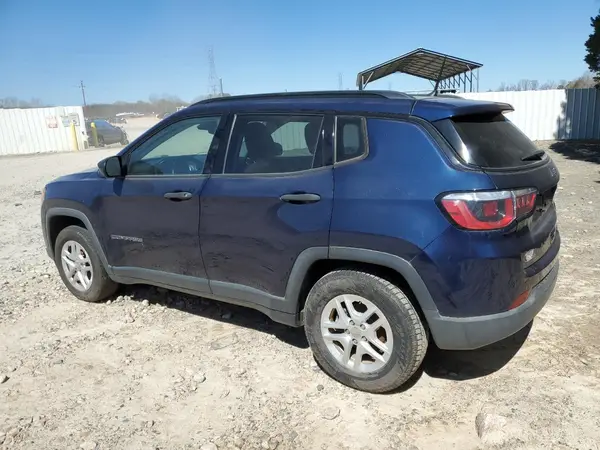 3C4NJCAB1JT105493 2018 JEEP COMPASS - Image 2