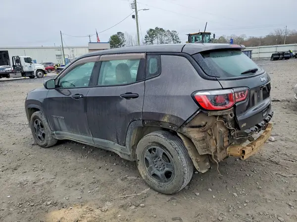 3C4NJCAB1JT146528 2018 JEEP COMPASS - Image 2