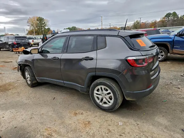 3C4NJCAB1JT181702 2018 JEEP COMPASS - Image 2