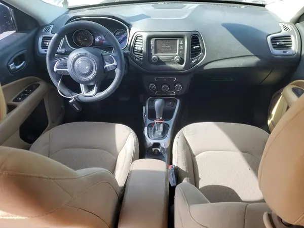 3C4NJCAB1JT267477 2018 JEEP COMPASS - Image 8