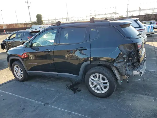 3C4NJCAB1JT339357 2018 JEEP COMPASS - Image 2