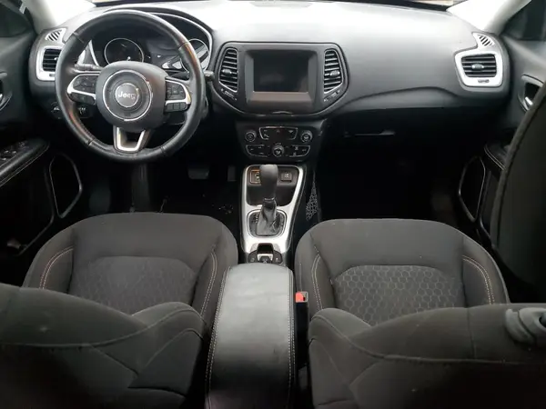 3C4NJCAB1JT468327 2018 JEEP COMPASS - Image 8