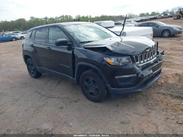 3C4NJCAB1JT468604 2018 JEEP COMPASS - Image 1
