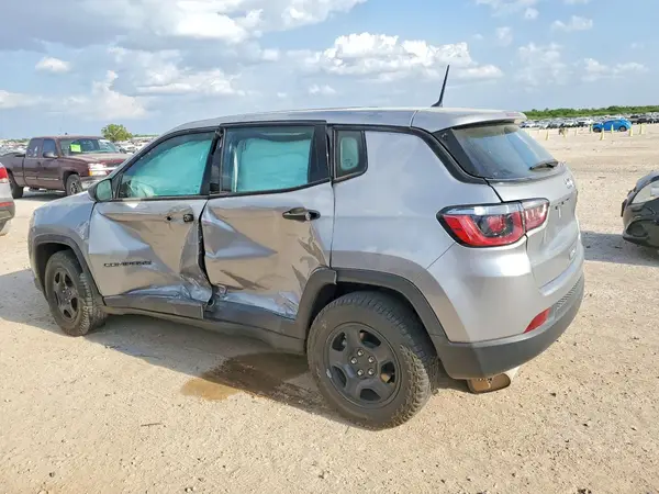 3C4NJCAB1JT488237 2018 JEEP COMPASS - Image 2