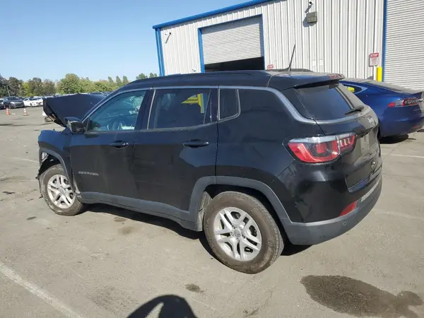 3C4NJCAB1KT700099 2019 JEEP COMPASS - Image 2