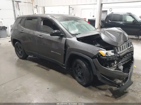 3C4NJCAB1KT762800 2019 JEEP COMPASS - Image 1