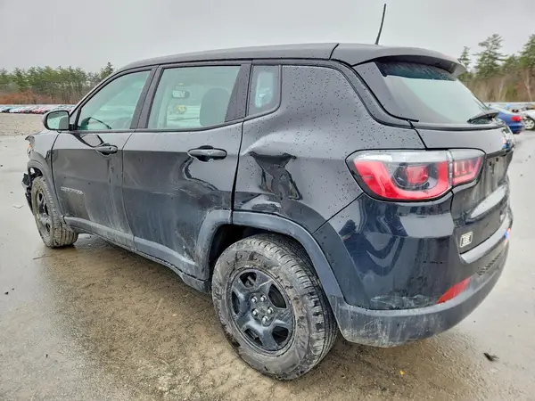 3C4NJCAB1KT763025 2019 JEEP COMPASS - Image 2