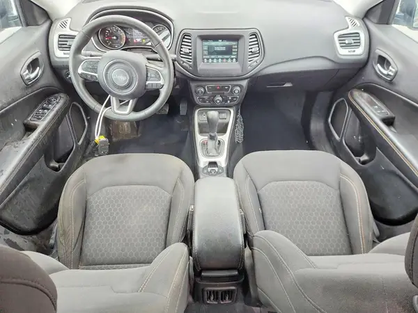 3C4NJCAB1KT763025 2019 JEEP COMPASS - Image 8