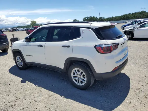 3C4NJCAB2JT124585 2018 JEEP COMPASS - Image 2