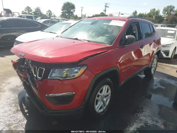 3C4NJCAB2JT133321 2018 JEEP COMPASS - Image 2