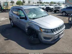 3C4NJCAB2JT133660 2018 JEEP COMPASS