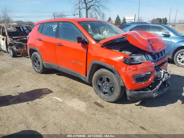 3C4NJCAB2JT169736 2018 JEEP COMPASS - Image 1