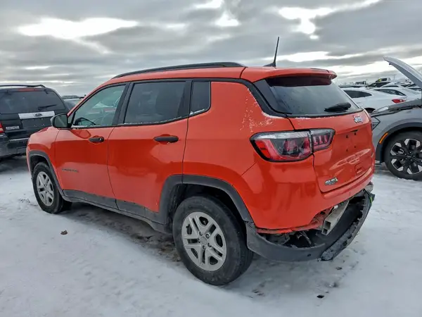 3C4NJCAB2JT186178 2018 JEEP COMPASS - Image 2