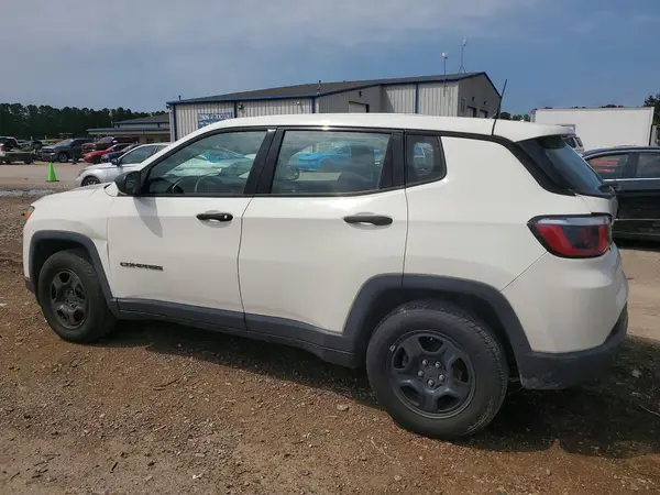 3C4NJCAB2JT263292 2018 JEEP COMPASS - Image 2