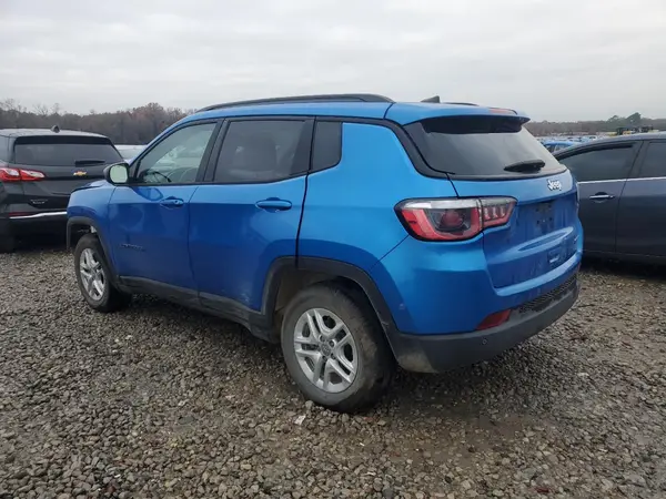 3C4NJCAB2JT287351 2018 JEEP COMPASS - Image 2