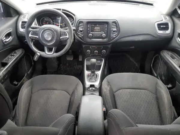 3C4NJCAB2JT411036 2018 JEEP COMPASS - Image 8