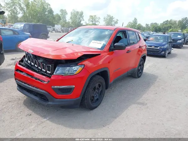3C4NJCAB2JT439113 2018 JEEP COMPASS - Image 2