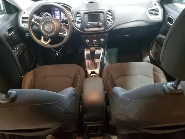 3C4NJCAB2JT463881 2018 JEEP COMPASS - Image 8
