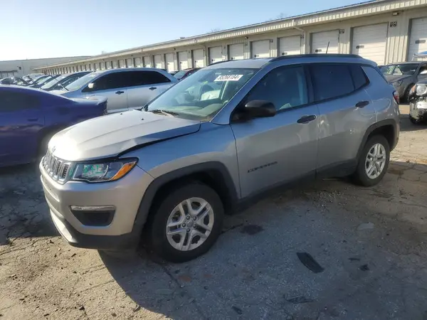 3C4NJCAB2JT489557 2018 JEEP COMPASS - Image 1