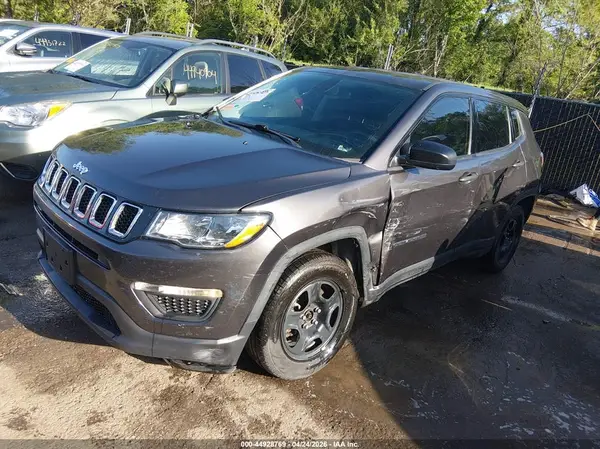 3C4NJCAB2KT658378 2019 JEEP COMPASS - Image 2