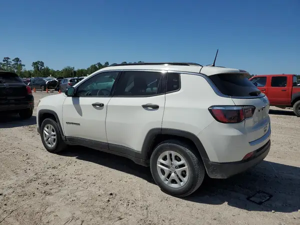 3C4NJCAB2KT699951 2019 JEEP COMPASS - Image 2