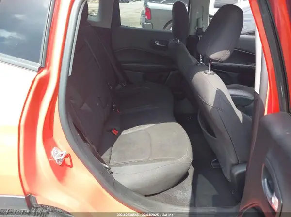 3C4NJCAB2KT737176 2019 JEEP COMPASS - Image 8