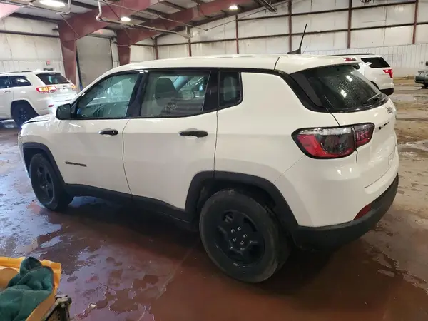 3C4NJCAB2KT834880 2019 JEEP COMPASS - Image 2
