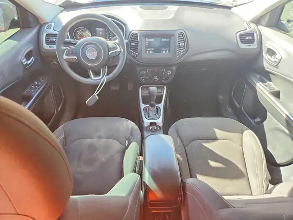 3C4NJCAB2KT840887 2019 JEEP COMPASS - Image 8