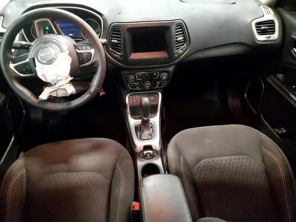 3C4NJCAB2LT115050 2020 JEEP COMPASS - Image 8