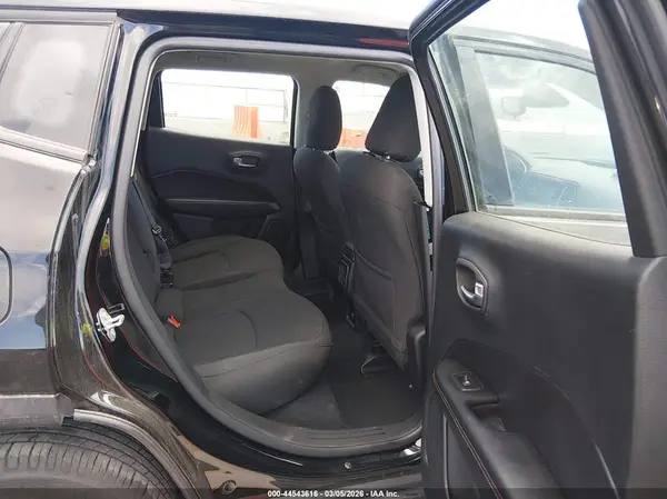 3C4NJCAB2MT572152 2021 JEEP COMPASS - Image 8