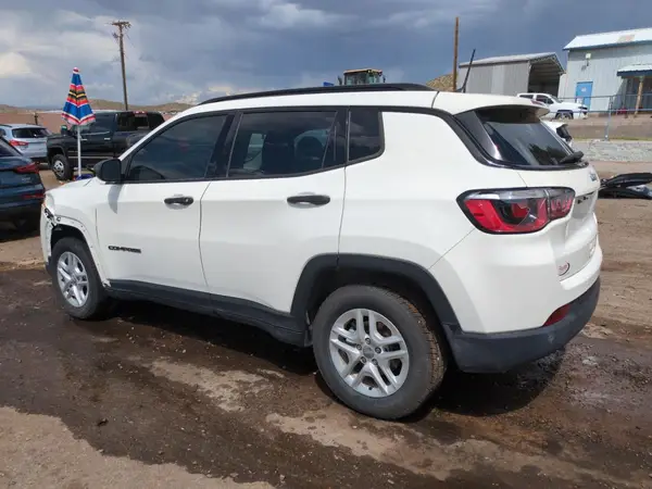 3C4NJCAB3HT659788 2017 JEEP COMPASS - Image 2