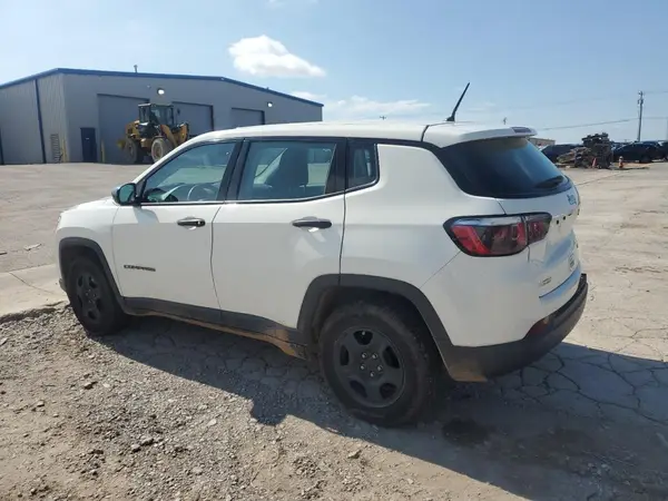 3C4NJCAB3JT123431 2018 JEEP COMPASS - Image 2