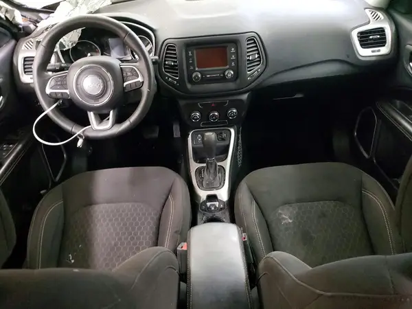 3C4NJCAB3JT226560 2018 JEEP COMPASS - Image 8