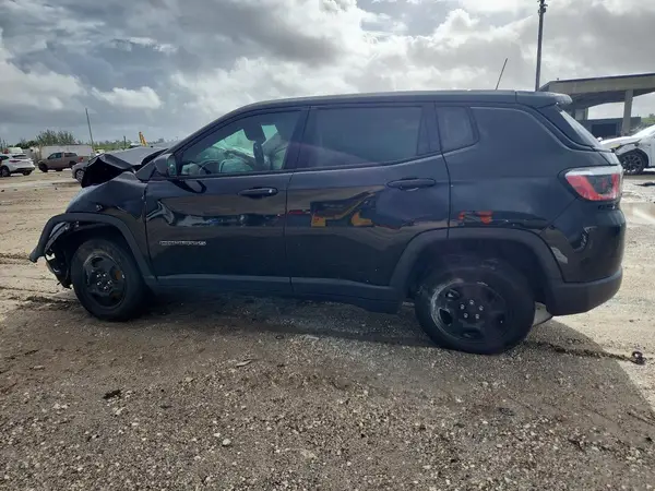 3C4NJCAB3JT226655 2018 JEEP COMPASS - Image 2